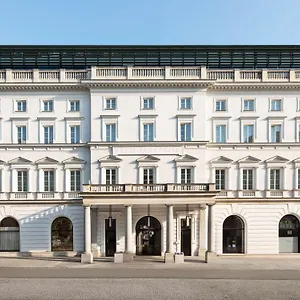 Hotel Raffles Europejski, Warschau