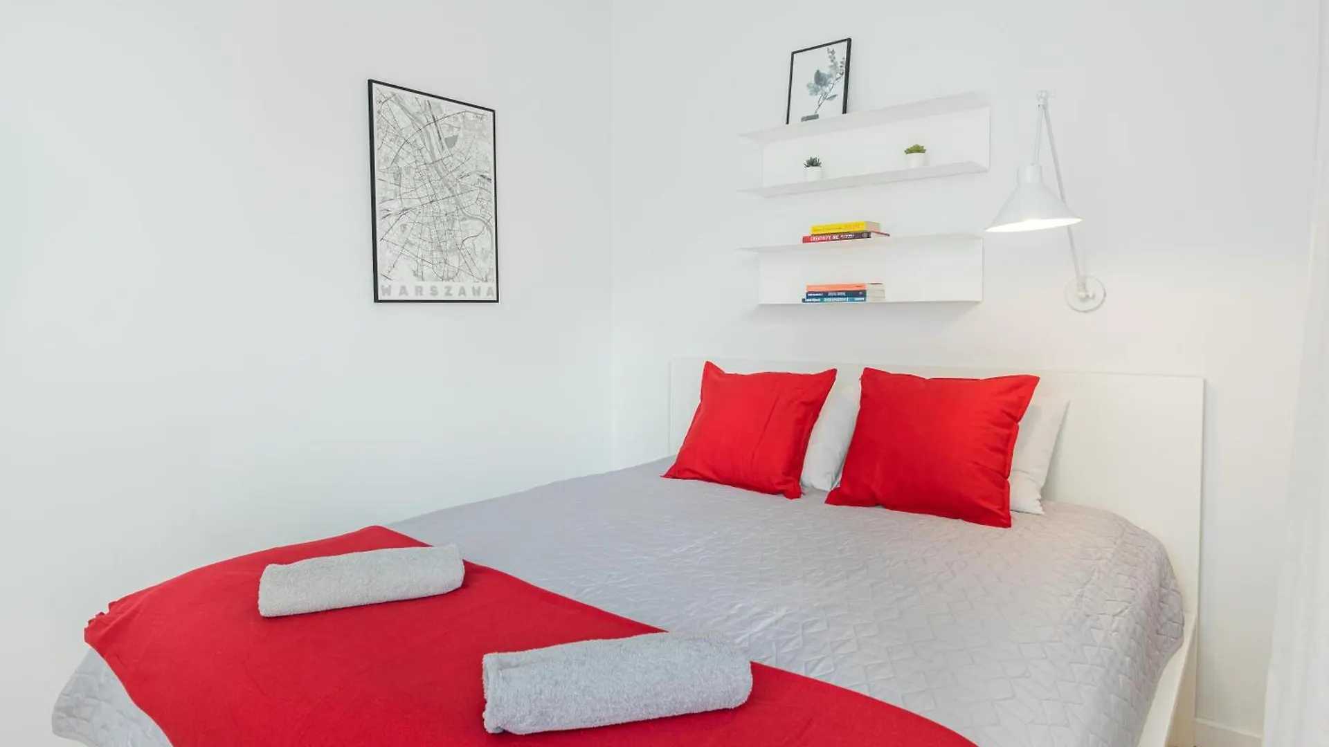 Praga Factory Stylish Spot Apartment Warsaw